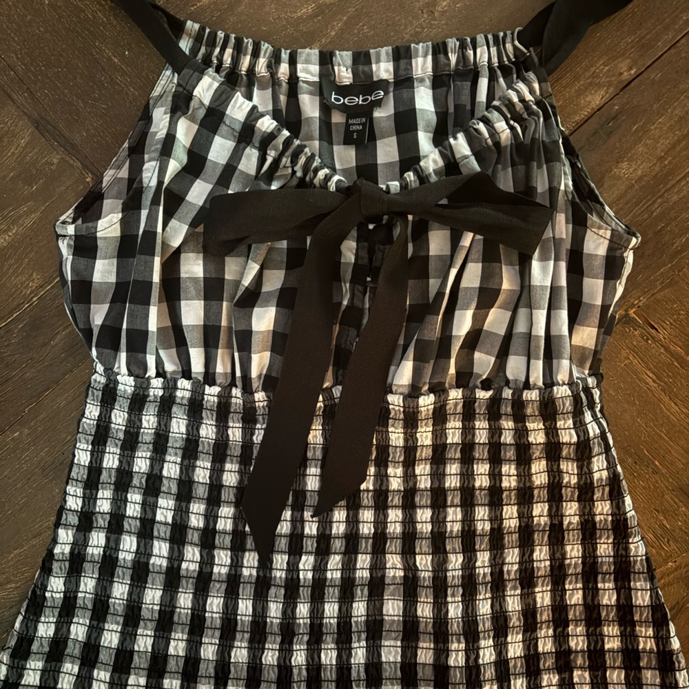bebe Black & White Gingham Tie-Front Camisole